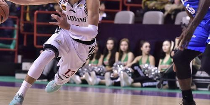 仅为球队带 仅为球队带