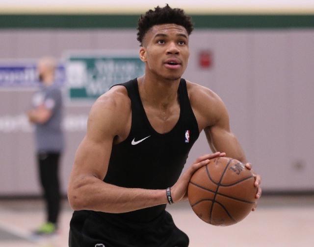 秀的球员来 秀的球员来